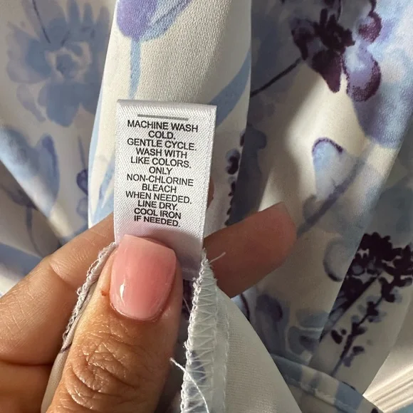 Cato Blue Floral Blouse Puff Sleeve V Neck Lightweight Top XL - Picture 6 of 6